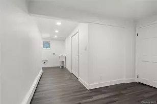 8 Gale Dr, Woodmere, NY 11581 - Photo 16