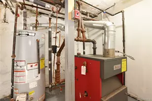 70 Baldwin Rd, Hempstead, NY 11550 - Photo 32