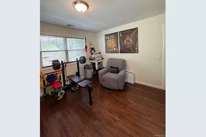 140 Winthrop Avenue, Elmsford, NY 10523 - Photo 22