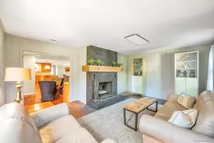 386 Mill Rd, Westhampton, NY 11977 - Photo 12