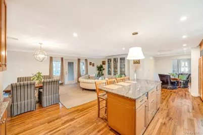 386 Mill Road, Westhampton, NY 11977 - Photo 4