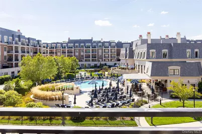 2000 Royal Court #2103/2105, North Hills, NY 11040 - Photo 18