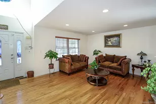 27 Dale Dr, Farmingdale, NY 11735 - Photo 6