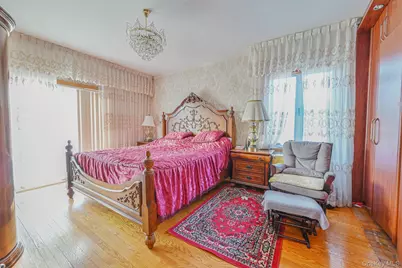 10201 62nd Road, Forest Hills, NY 11375 - Photo 8