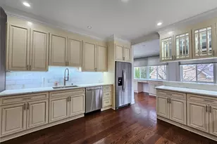 49 Greenridge Ave, White Plains, NY 10605 - Photo 8