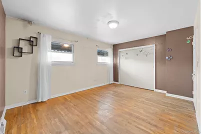 160 Stephens Avenue, Bronx, NY 10473 - Photo 10