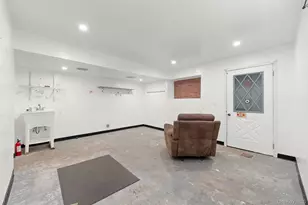 160 Stephens Ave, Bronx, NY 10473 - Photo 16