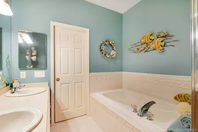 537 Highland Court, Moriches, NY 11955 - Photo 20