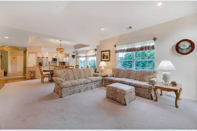 537 Highland Court, Moriches, NY 11955 - Photo 6