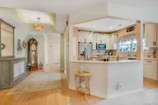 537 Highland Ct, Moriches, NY 11955 - Photo 8