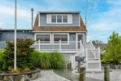 2 Bayview Avenue E, Lindenhurst, NY 11757 - Photo 8