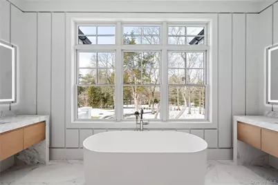 8 Dogwood Hill, Brookville, NY 11545 - Photo 30