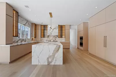 8 Dogwood Hill, Brookville, NY 11545 - Photo 16