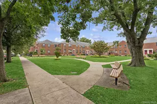 16-10 160th St, Whitestone, NY 11357 - Photo 10