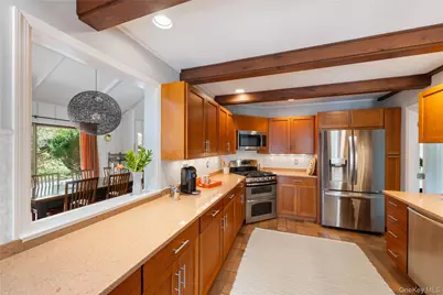 20 Lewis Road, Irvington, NY 10533 - Photo 14