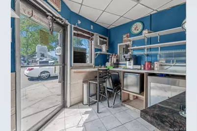 6 E Barclay Street, Hicksville, NY 11801 - Photo 26