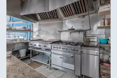 6 E Barclay Street, Hicksville, NY 11801 - Photo 28