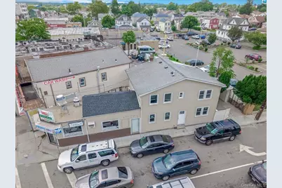 6 E Barclay Street, Hicksville, NY 11801 - Photo 2