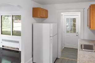 3 Walnut Pl, Great Neck, NY 11021 - Photo 18