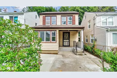 3 Walnut Place, Great Neck, NY 11021 - Photo 2