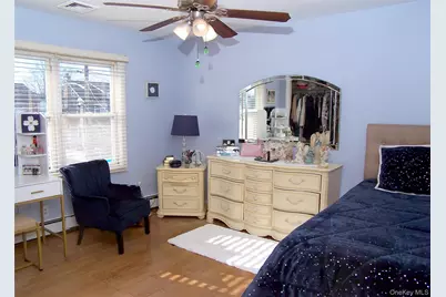 85 Oakland Avenue, Lynbrook, NY 11563 - Photo 12