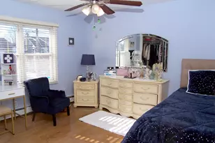 85 Oakland Ave, Lynbrook, NY 11563 - Photo 12