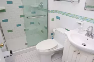 85 Oakland Ave, Lynbrook, NY 11563 - Photo 20