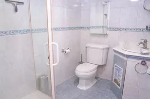 85 Oakland Ave, Lynbrook, NY 11563 - Photo 22