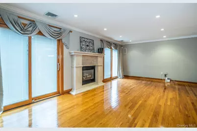 141-16 11th Avenue, Whitestone, NY 11357 - Photo 16