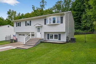 19 Half Hollow Turn, Monroe, NY 10950 - Photo 4