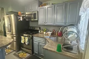 115-69 203 St, Saint Albans, NY 11412 - Photo 12