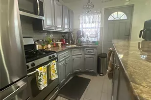 115-69 203 St, Saint Albans, NY 11412 - Photo 10