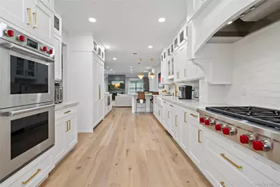 23 The Preserve, Woodbury, NY 11797 - Photo 10