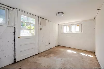 2456 Morgan Avenue, Bronx, NY 10469 - Photo 20