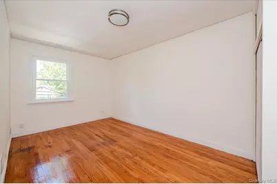 2456 Morgan Avenue, Bronx, NY 10469 - Photo 18