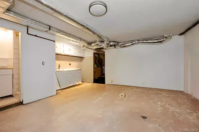 2456 Morgan Avenue, Bronx, NY 10469 - Photo 22