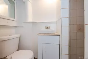 2456 Morgan Ave, Bronx, NY 10469 - Photo 24