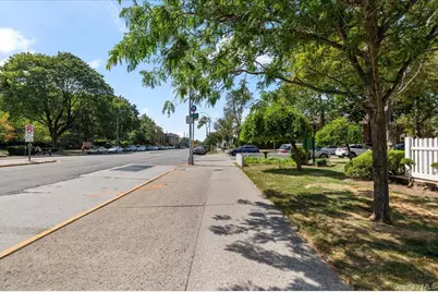 226-01 Union Turnpike #A, Bayside, NY 11364 - Photo 18