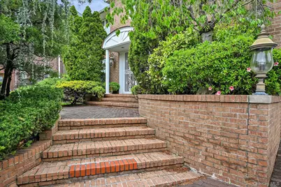 138-45 78th Drive, Kew Gardens, NY 11367 - Photo 2