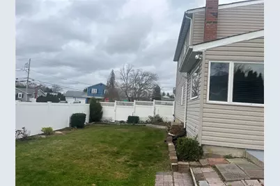 9 Hollings Drive, Deer Park, NY 11729 - Photo 26