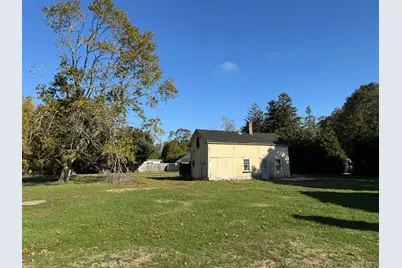 11005 Main Road, East Marion, NY 11939 - Photo 22