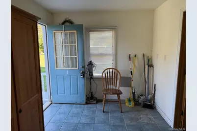 11005 Main Road, East Marion, NY 11939 - Photo 8