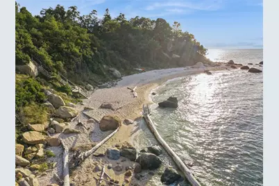 11005 Main Road, East Marion, NY 11939 - Photo 26