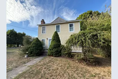 11005 Main Road, East Marion, NY 11939 - Photo 2