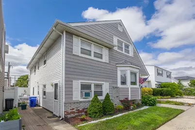 133 Mitchell Avenue, Long Beach, NY 11561 - Photo 2