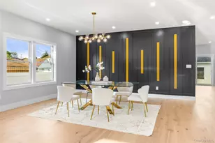 19 Mead Ln, Westbury, NY 11590 - Photo 32