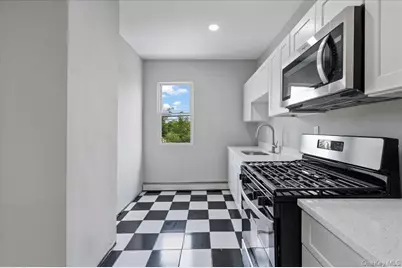 114-25 Bedell Street, Jamaica, NY 11434 - Photo 16
