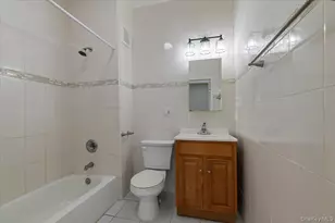 114-25 Bedell St, Jamaica, NY 11434 - Photo 14