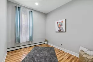 114-25 Bedell St, Jamaica, NY 11434 - Photo 8