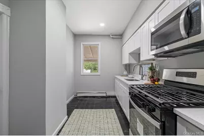 114-25 Bedell Street, Jamaica, NY 11434 - Photo 10